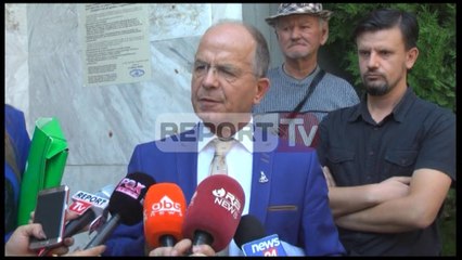 Report TV - Veliera, bashkia:Hiqni pezullimin gjykata e Durrësit shtyn vendimin