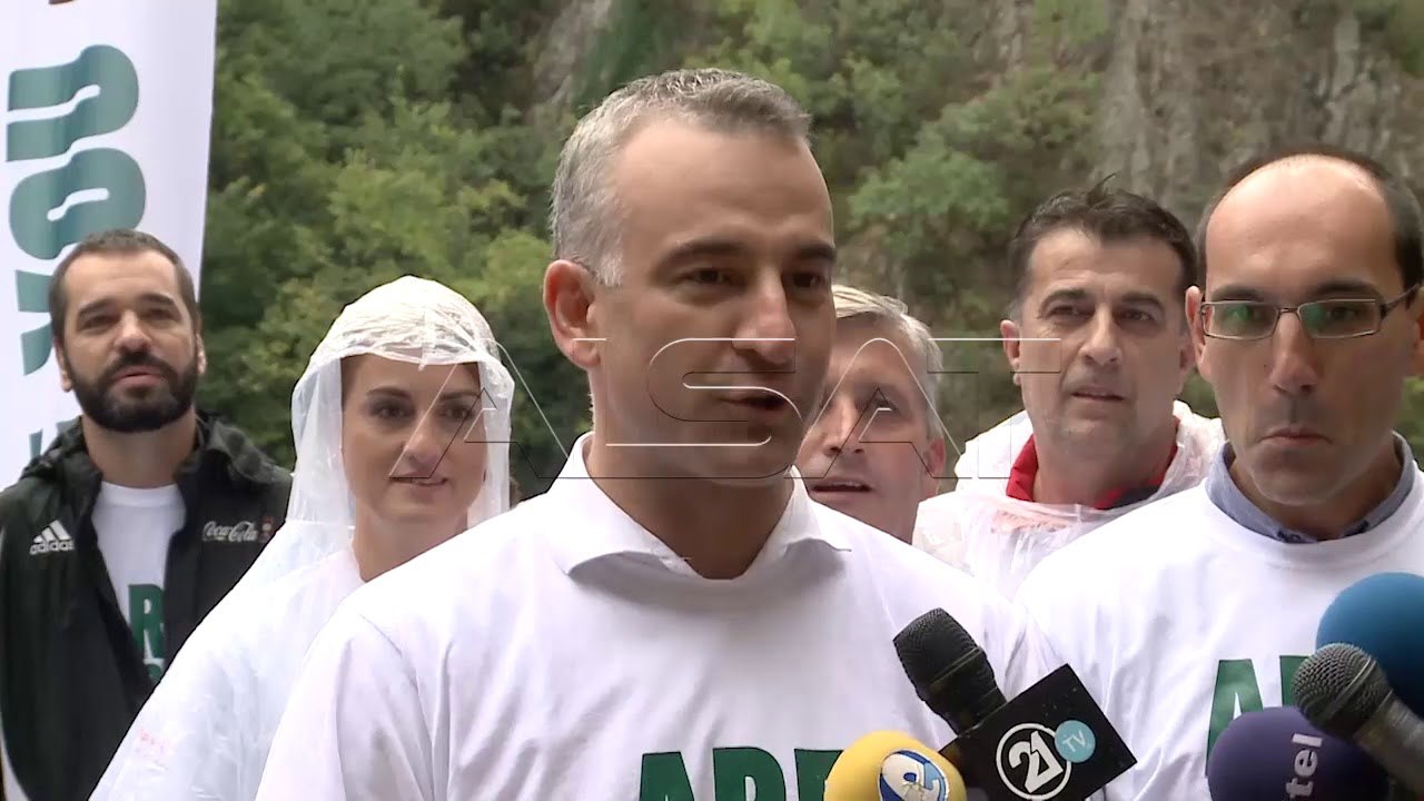 Пивара Скопје организираше еко – акција за чистење на езерото Матка