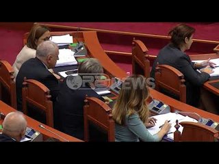 Ora News – Basha: Qeveria mbështet bandat kriminale. Rama: Po loboni për krimin
