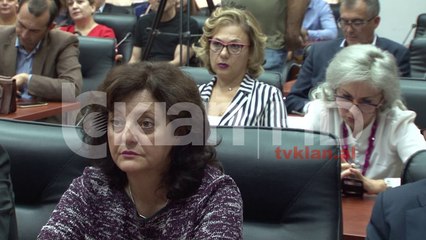 Nisin diskutimet per menaxhimin e mbetjeve