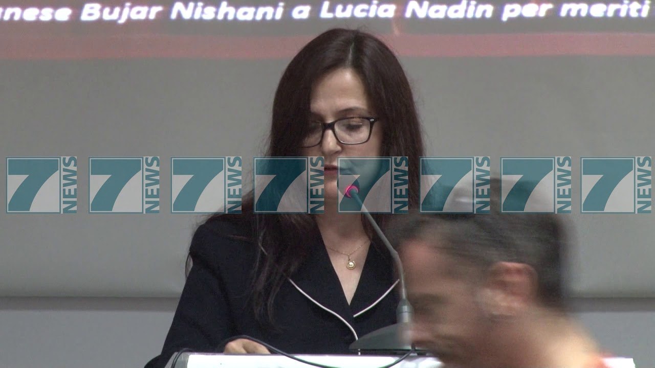 LUCIA NADIN MERR ÇMIMIN “HONORIS CAUSA” - News, Lajme - Kanali 8