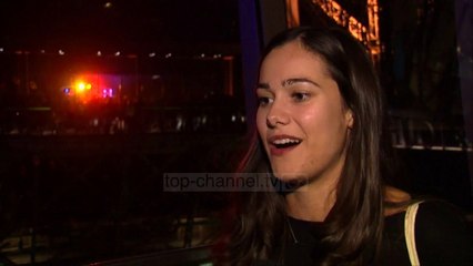 Kulla "Eiffel" pret vizitorin e 300 miliontë - Top Channel Albania - News - Lajme