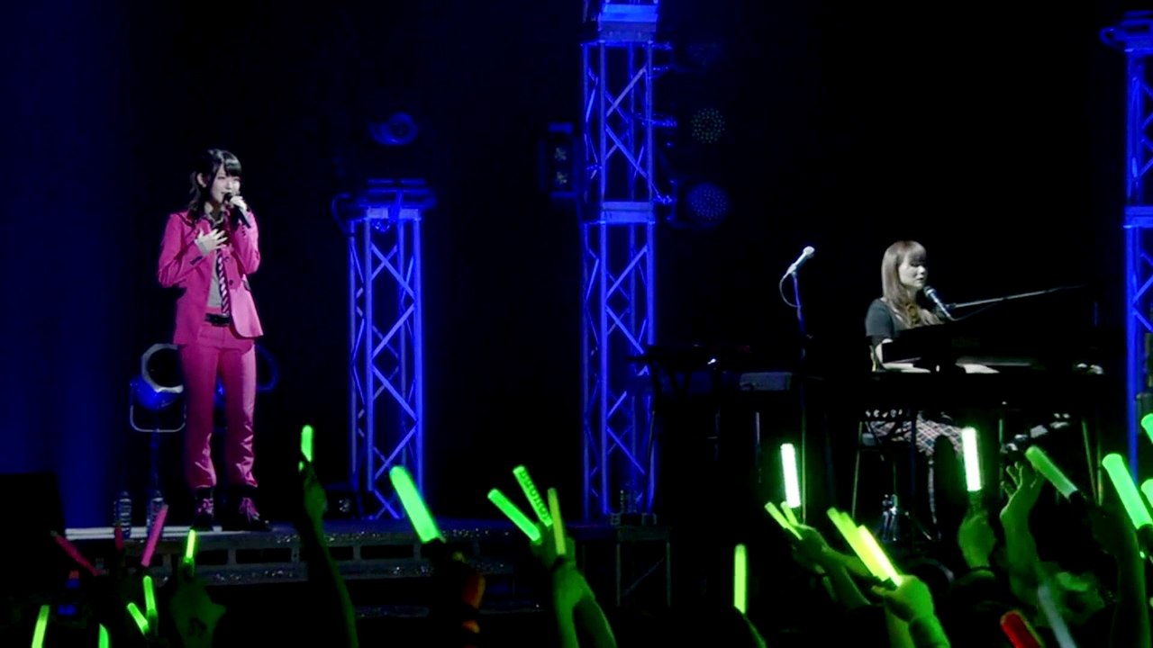 鈴木愛理 『 OVER THE RAINBOW 』