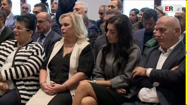 EDI RAMA TAKON BIZNESIN, PREMTON LEHTESI PER TURIZMIN DHE «FSHIRJEN» E AGJENTEVE DOGANORE LAJM