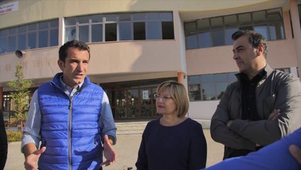 RIKONSTRUKTOHET SHKOLLA “DHORA LEKA”, VELIAJ INSPEKTON AMBJENTET E REJA PER FEMIJET LAJM