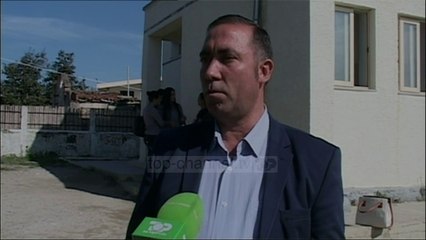 Durrës, nxënësit në fshatin Kullë "vazhdojnë pushimet" - Top Channel Albania - News - Lajme