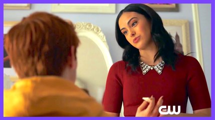 RIVERDALE 2x20 Chapter Thirty-Three Scene - Shadow of a Doubt K.J. Apa, Lili Reinhart, Camila Mendes