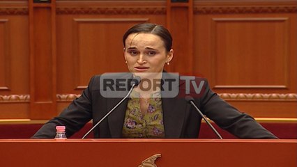 Report TV  - Kuvend,fermerja shpërthen në lot fjalimi që “tronditi” të pranishmit