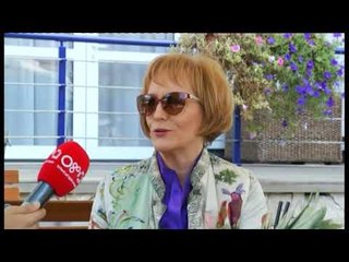 Ditë e Re - ‘Në çantën e Lajla Përnaskës’