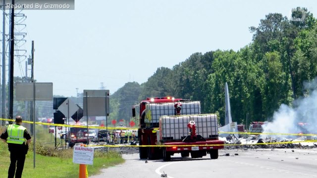 Air National Guard Aircraft Crashes Along Highway