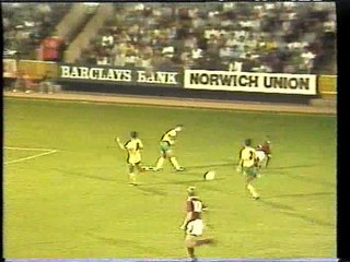 Norwich City - Nottingham Forest 23-08-1989 Division One