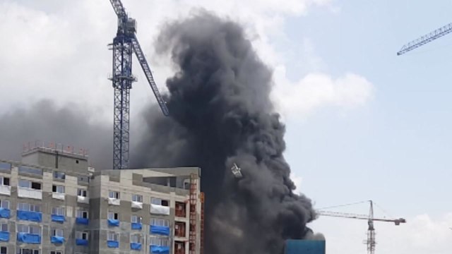 동탄 아파트 신축 현장에서 불...인명 피해는 없어 / YTN