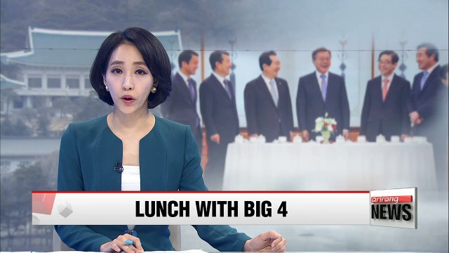 President Moon briefs outcome of inter-Korean summit to nation's top officials