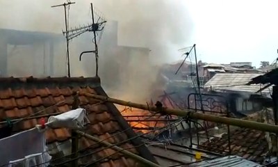 Puluhan Rumah di Kosambi Bandung Hangus Terbakar