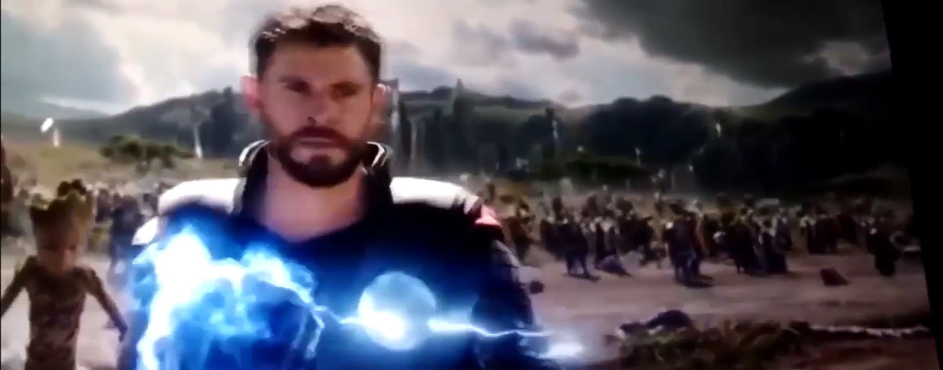 Fan nước ngoài lén quay lại cảnh Thor đòi đánh Thanos: cả rạp phim gào hét cổ vũ khiến CĐM thích thú