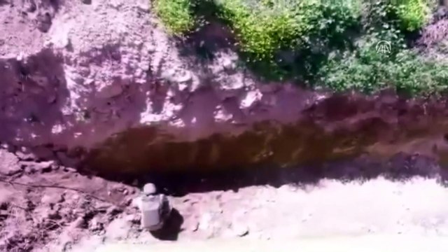Terör örgütü YPG/PKK'nın inleri didik didik aranıyor - AFRİN