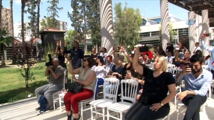 Her 200 kişiden birinin hastalığı AS'ye dans ederek dikkat çektiler