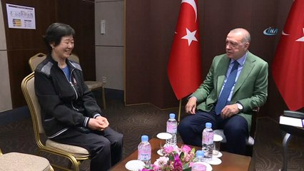 - Cumhurbaşkanı Erdoğan, Koreli Ayla İle Buluştu