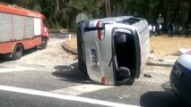 Turistleri Taşıyan Midibüs ile Otomobil Çarpıştı: 4 Ölü 5 Yaralı (1)