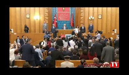 Ülkücüler 'Faşizme karşı omuz omuza' sloganıyla CHP'ye katıldı