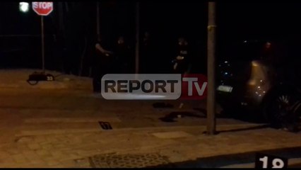 Report TV - Atentat në Lushnje, vriten me kallashnikov 2 të rinj, 2 plagosen
