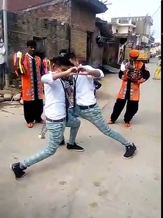 کمال کر دیا ۔ .Kamal KR dia en larkun nay dance video dekhian