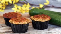 Glutenfrei und Paleo-geeignet -  diese Zucchini-Bananen-Muffins von Mrs Flury sind für jeden, der nach etwas Gesundem und Leckerem sucht. ZUM REZEPT 