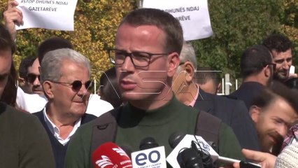 Kosovë, protesta e gazetarëve kundër dhunës