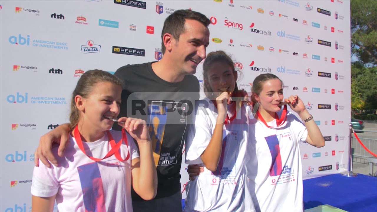 Report TV - Zhvillohet në Tiranë “Kids Marathone” me pjesmarrjen e 2300 nxënësve nga 82 shkolla