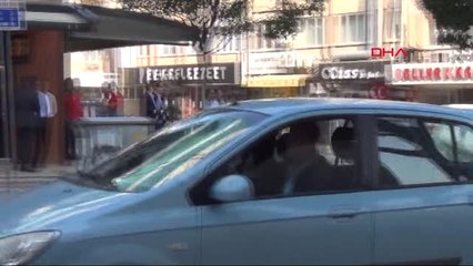 Bursa-Belediye Şehrin Göbeğine Farkındalık İçin Bir Kamyon Çöp Döktü