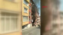 Beyoğlu'nda Elektrik Trafosu Patladı; Mahallede Panik Yaşandı