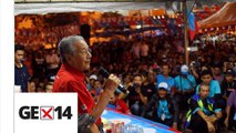 Dr M slips up, mistakenly tells people to support BN