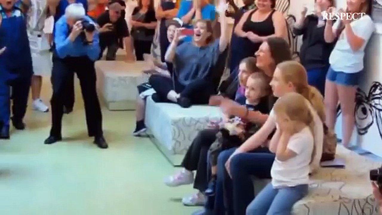 Most_Emotionl_Soldiers_Coming_Home_Compilation_l_Try_Not_To_Cry_Happy_Tears_l_