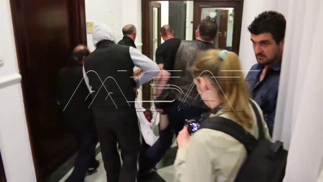 Приведени осум лица за обидот за убиство на Зијадин Села во Собранието