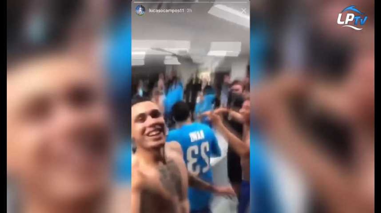 La joie des Olympiens dans le vestiaire !