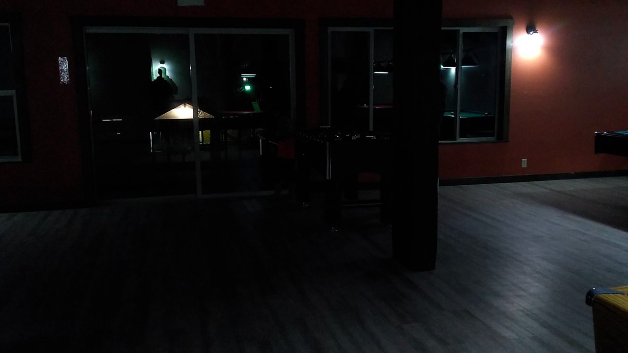 VID_20180418_201335.mp4