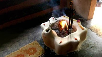 Methods to remove negativity from Home: बंद किस्मत के दरवाज़े खोलेगी इन चीज़ों की धूनी | Boldsky