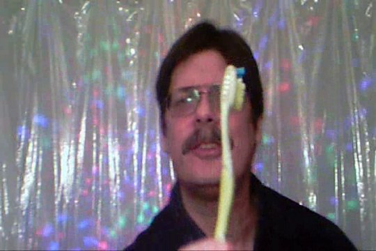 1920. BAD BREATH CURE.HOW TO CLEAN YOUR TONGUE PROPERLY AND CURE BAD BREATH.