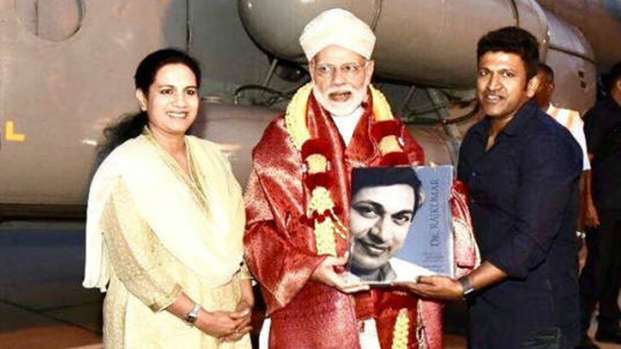 ಮೋದಿಯನ್ನು ಭೇಟಿ ಆದ ಪವರ್ ಸ್ಟಾರ್ | Puneeth rajkumar meets modi | FIlmibeat  Kannada