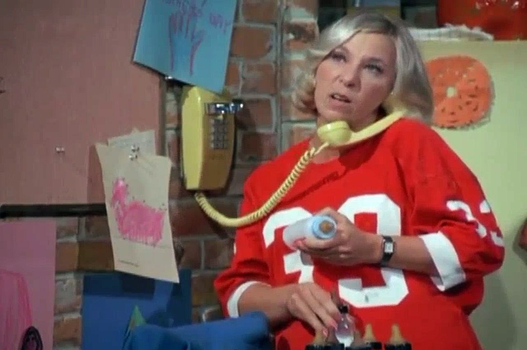 Rhoda S02E05 - The Party