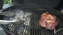 Comment réussir sa côte de bœuf au barbecue ? Les conseils d'un champion