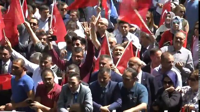 Başbakan Yıldırım ile MHP Lideri Bahçeli, YSK'ya Birlikte Başvurdu