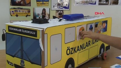 İzmir Öğrenciler, Serviste Ölen Alperen'den Etkilenip Sistem Geliştirdi