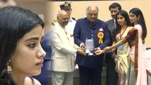 Jhanvi Kapoor's EMOTIONAL photo during National Award ceremony goes VIRAL | FilmiBeat