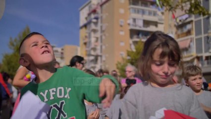 Një avion për ish-Fushën e Aviacionit - Top Channel Albania - News - Lajme