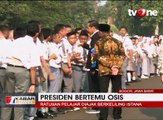 Temui Pelajar, Jokowi Kenakan Jaket Asian Games