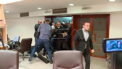 Следната недела детален извештај за настаните од 27 април