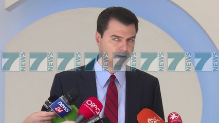 BASHA KERKON DOREHEQJEN E FATMIR XHAFAJT - News, Lajme - Kanali 12