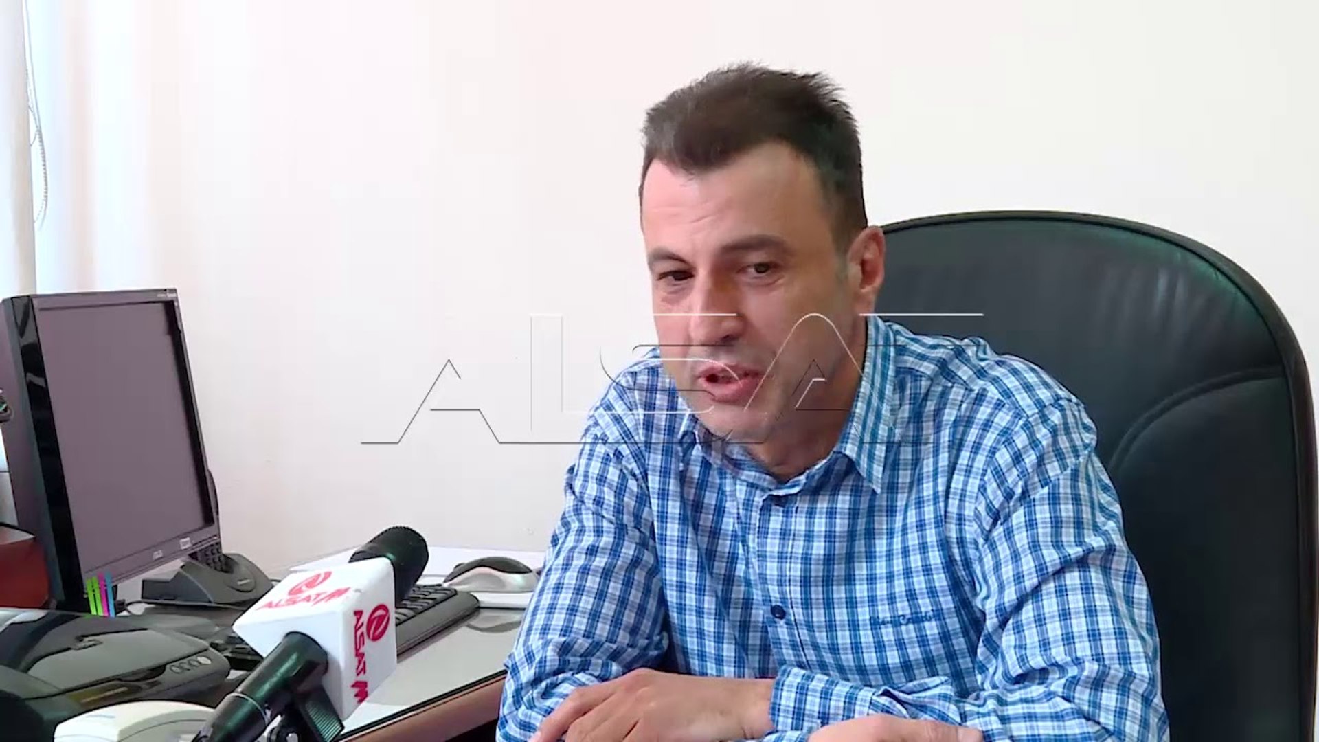 ⁣Социолози: Каде што има политика, нема спорт