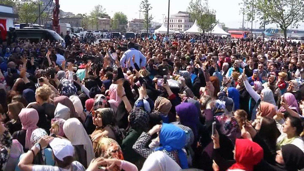 - 2 - HD) Cumhurbaşkanı Erdoğan: Pazar günü Cumhurbaşkanlığı seçim manifestomuzu, bir hafta sonra da seçim beyannamemizi açıklayacağız'